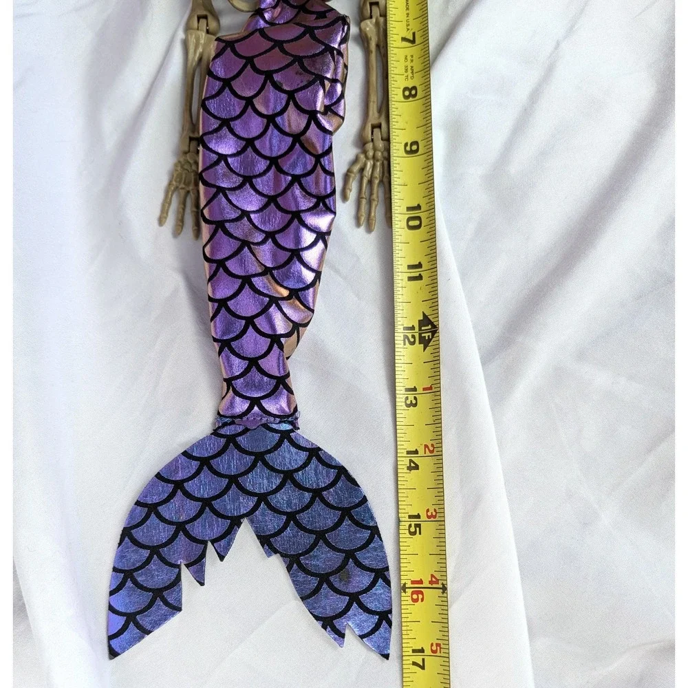 Mermaid Skeleton 17